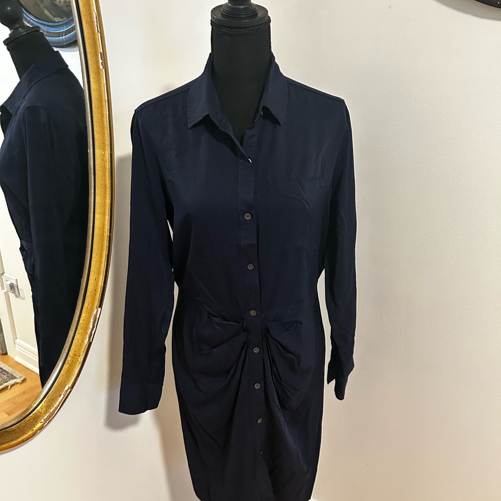GAP Blue Long Sleeve Buttoned Dress Shirt